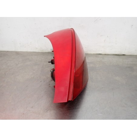 LAMPA PRAWA TYLNA PEUGEOT 207 9649986580-02