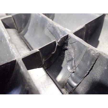 GRILL ATRAPA VOLKSWAGEN JETTA II LIFT 165853653E