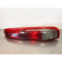 LAMPA PRAWA TYLNA NISSAN X-TRAIL I 