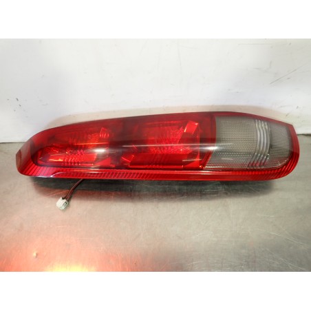 LAMPA LEWA TYLNA NISSAN X-TRAIL I 