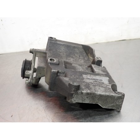 ŁAPA SPRĘŻARKI KLIMATYZACJI AUDI A4 B6 038260885C