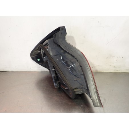 LAMPA PRAWA TYLNA MERCEDES-BENZ W203 C180 A2030200664