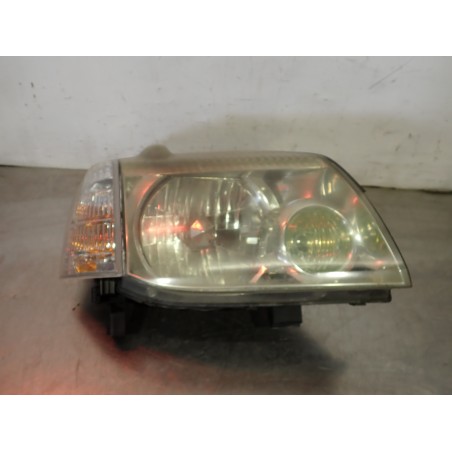 LAMPA PRAWA PRZEDNIA NISSAN X-TRAIL I 