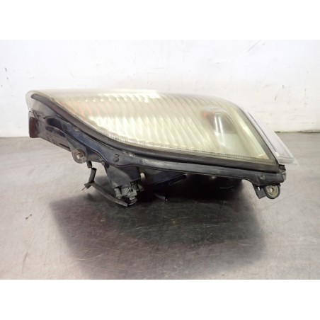 LAMPA PRAWA PRZEDNIA NISSAN X-TRAIL I 