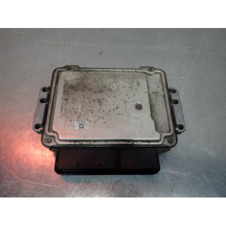 KOMPUTER SILNIKA FIAT GRANDE PUNTO 51795844    0281012899