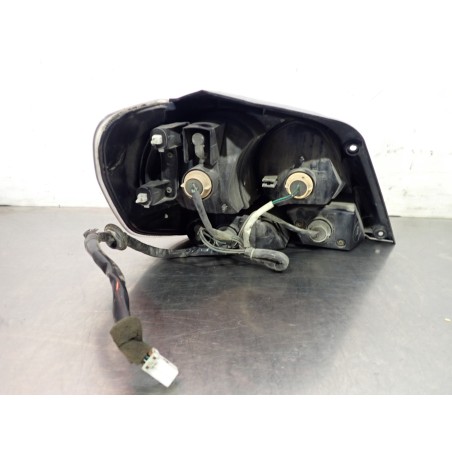 LAMPA PRAWA TYLNA MITSUBISHI OUTLANDER I 
