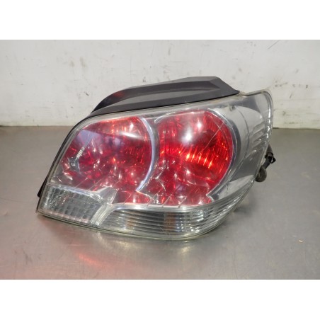 LAMPA PRAWA TYLNA MITSUBISHI OUTLANDER I 