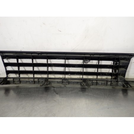 GRILL ATRAPA VOLKSWAGEN JETTA II LIFT 165853653E
