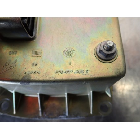 MIKROSTYK KLAPY BAGAŻNIKA SEAT LEON II 5P0827565C