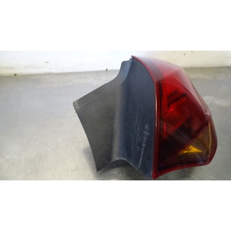 LAMPA PRAWA TYLNA OPEL ASTRA J 1.7CDTI 