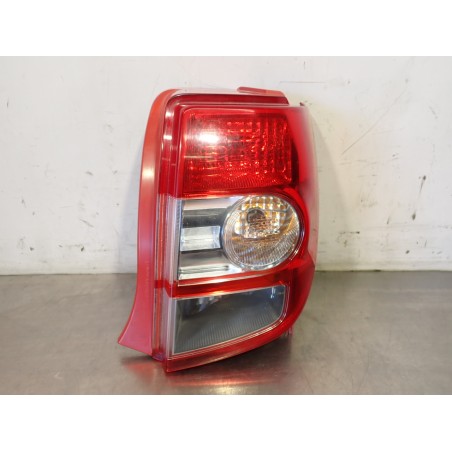 LAMPA PRAWA TYLNA TOYOTA URBAN CRUISER 