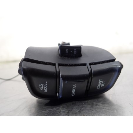 PRZEŁĄCZNIK MULTIFUNCKJI KIEROWNICY KIA CARENS III 95510-1D000  96440-1D000  96440-1D900  201003560