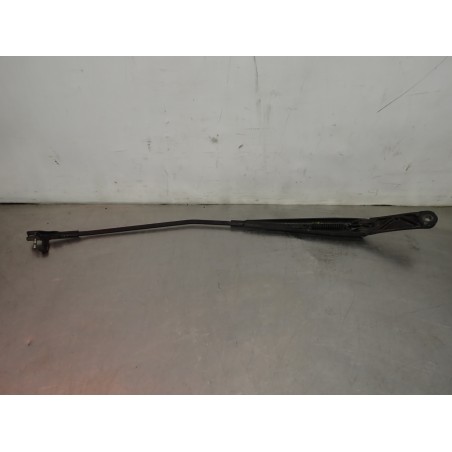 RAMIĘ WYCIERACZKI PRZÓD PRAWE AUDI A3 8P 8P1955410A