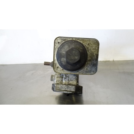 OBUDOWA FILTRA OLEJU VOLKSWAGEN PASSAT B5 1.9 TDI  038115389C