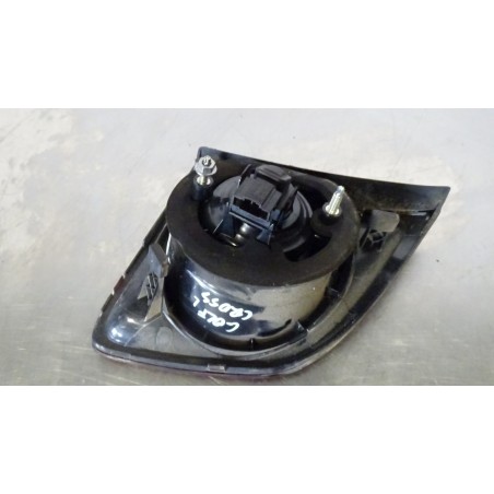 LAMPA PRAWA TYLNA W KLAPIE VOLKSWAGEN GOLF V PLUS CROSS 5M0945094J