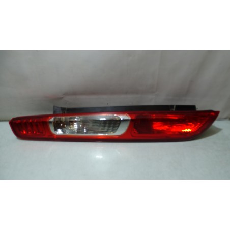 LAMPA LEWA TYLNA FORD FOCUS 1.6 46840511
