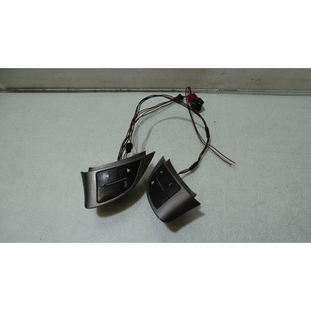PRZEŁĄCZNIK MULTIFUNCKJI KIEROWNICY FIAT BRAVO II 1.6JTD 1012836