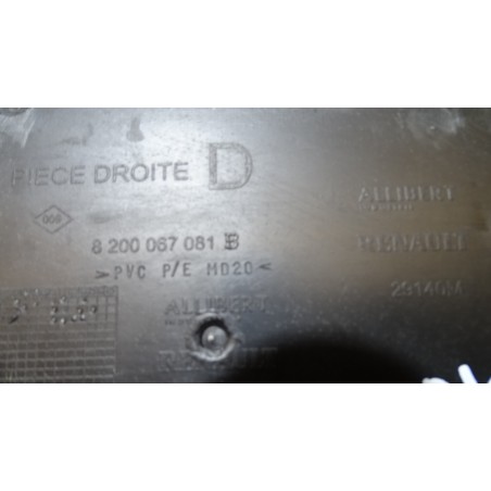 BOCZEK DRZWI PRAWY PRZEDNI RENAULT SCENIC RX4 1.9DCI 8200067081B
