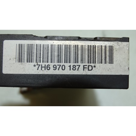 SKRZYNKA BEZPIECZNIKÓW VOLKSWAGEN  T5 1.9TDI 7H6970187FD