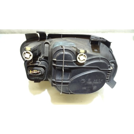 LAMPA PRAWA PRZEDNIA VOLKSWAGEN GOLF IV 1J1941016B