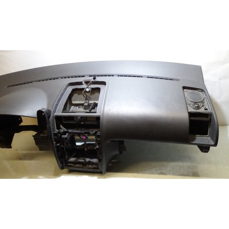 DESKA ROZDZIELCZA VOLKSWAGEN TOURAN 2.0TDI 
