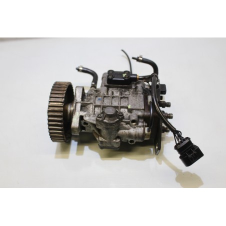 POMPA WTRYSKOWA VOLKSWAGEN GOLF III 028130115G