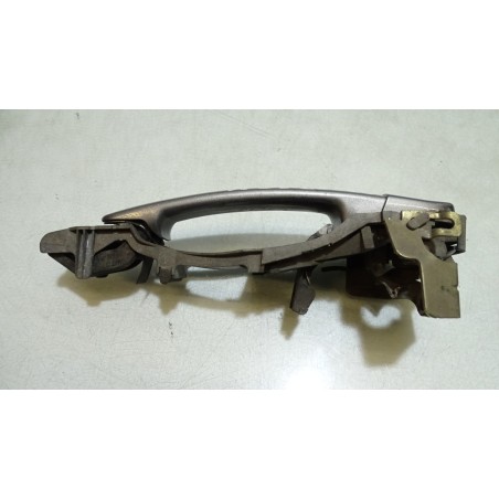 KLAMKA PRAWA PRZEDNIA ZEWNĘTRZNA VOLKSWAGEN PASSAT B5 FL 1.9 3B0837885