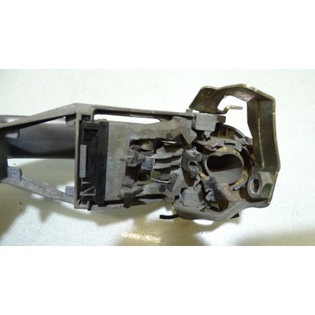 KLAMKA PRAWA PRZEDNIA ZEWNĘTRZNA VOLKSWAGEN PASSAT B5 FL 1.9 3B0837885