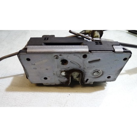 ZAMEK PRAWY PRZÓD DRZWI OPEL CORSA D 1.4 13258274