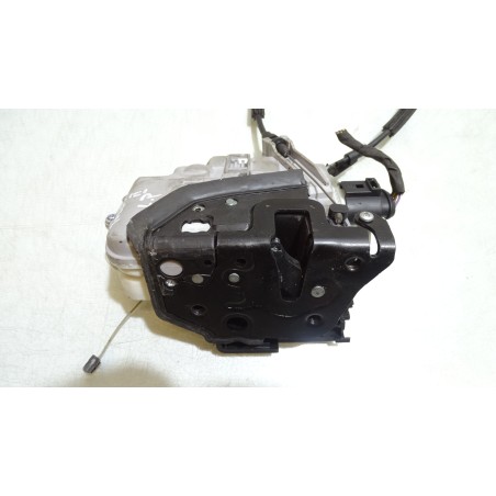 ZAMEK LEWY PRZÓD DRZWI SEAT TOLEDO III 2.0TDI 6010-10-015441P