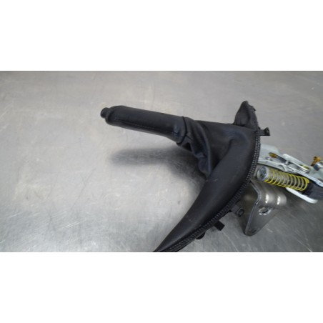 DŹWIGNIA RĘCZNEGO HAMULCA BMW F30 320D ED 3440-6799101-02-LL