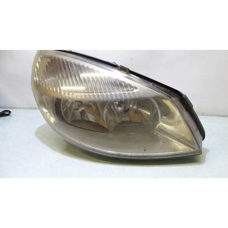 LAMPA PRAWA PRZEDNIA RENAULT SCENIC II 1.9DCI 15810400RE