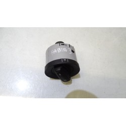 PRZEŁĄCZNIK ŚWIATEŁ SKODA FABIA III 1.0 5E0941431F