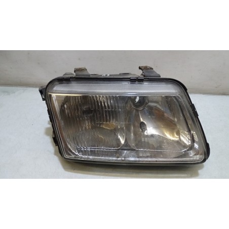 LAMPA PRAWA PRZEDNIA AUDI A3 8L 1.8 96303600