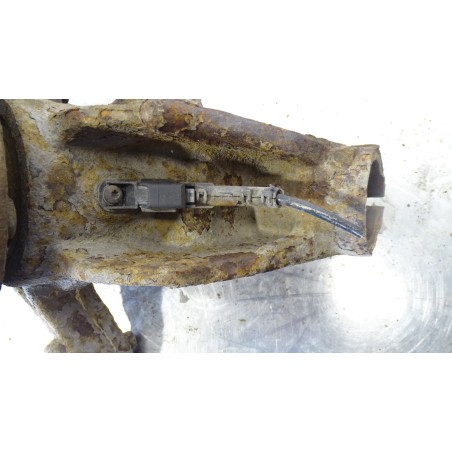 ZWROTNICA PIASTA LEWY PRZÓD FORD MONDEO MK4 1.6 