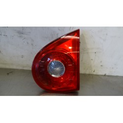 LAMPA PRAWA TYLNA W KLAPIE VOLKSWAGEN  GOLF V 1.6 