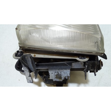 LAMPA LEWA PRZEDNIA VOLKSWAGEN T4 2.4D 