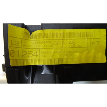 SKRZYNKA BEZPIECZNIKÓW SEAT LEON II 1.9TDI 