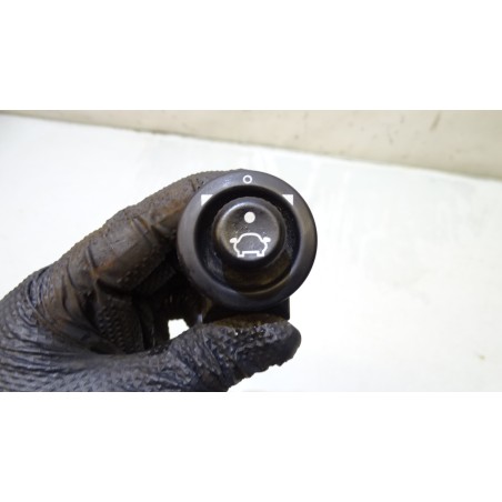 PRZEŁĄCZNIK REGULACJI LUSTEREK FORD FIESTA MK7 1.4TDCI 93BG17B676BB